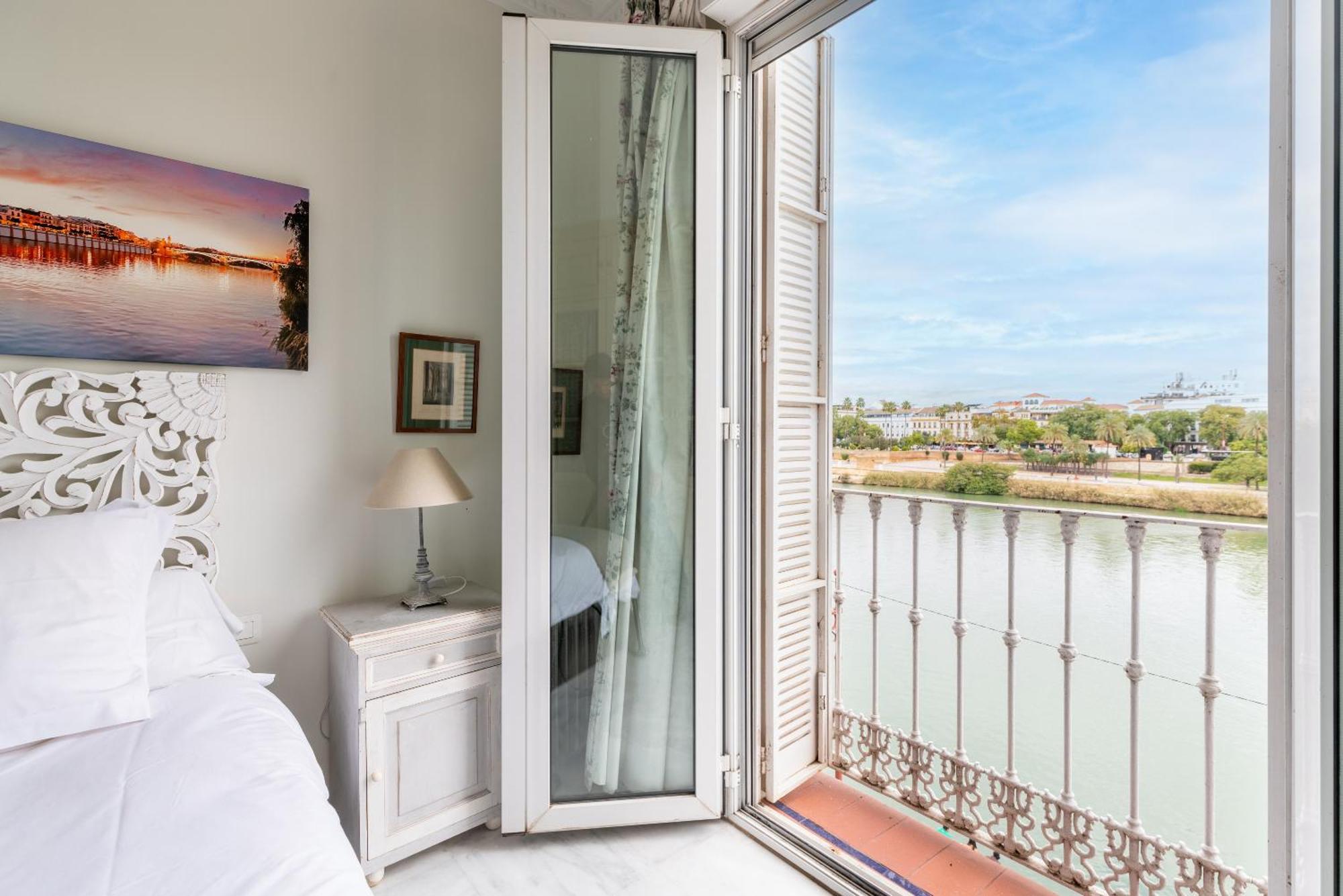 Veoapartment Betis Triana Siviglia Esterno foto